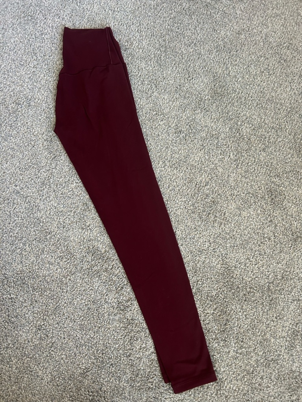 Aerie Offline High-Rise 7/8 Maroon Leggings
